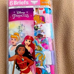 6 Briefs Disney Princess Size 4